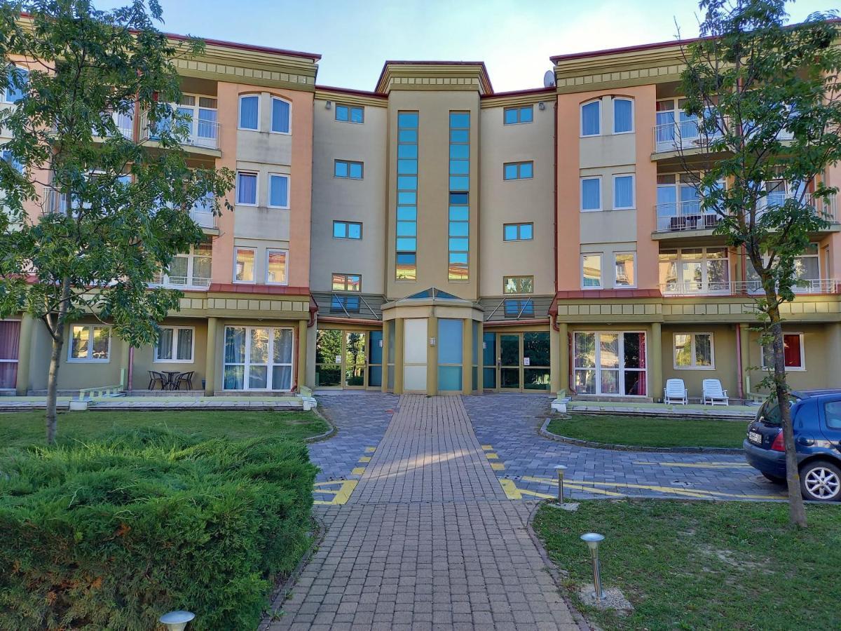 Karos Gold 813 Wellness Apartman Zalakaros Exteriér fotografie