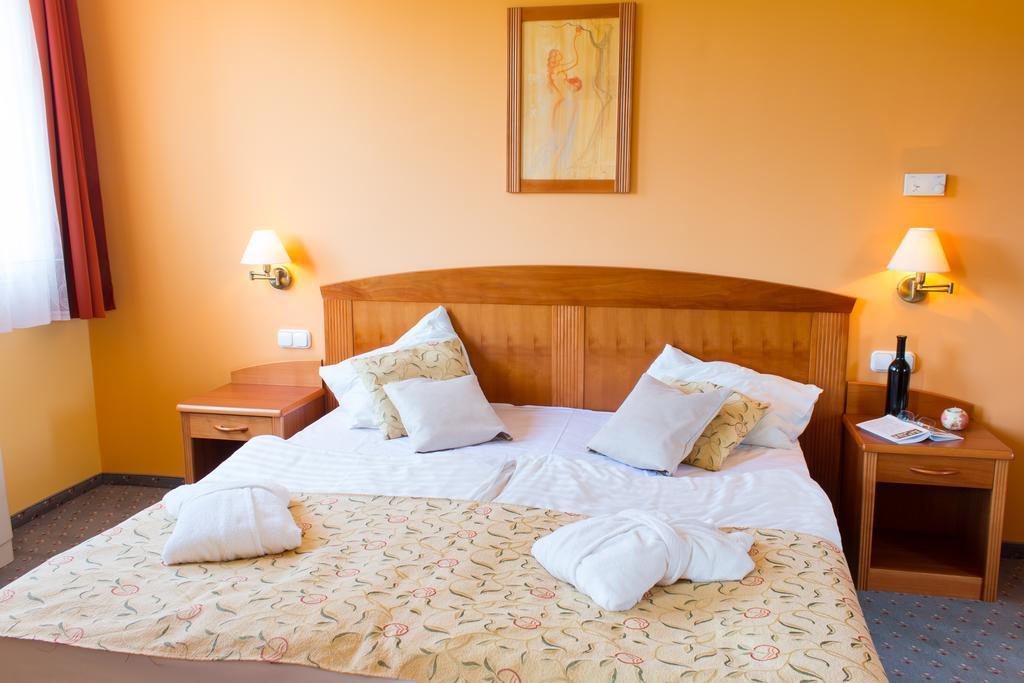 Karos Gold 813 Wellness Apartman Zalakaros Exteriér fotografie